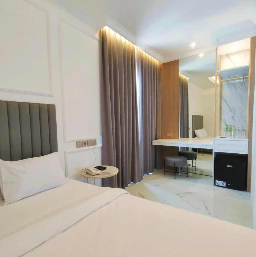 Kala Hotel Semarang Jomblang Exterior foto