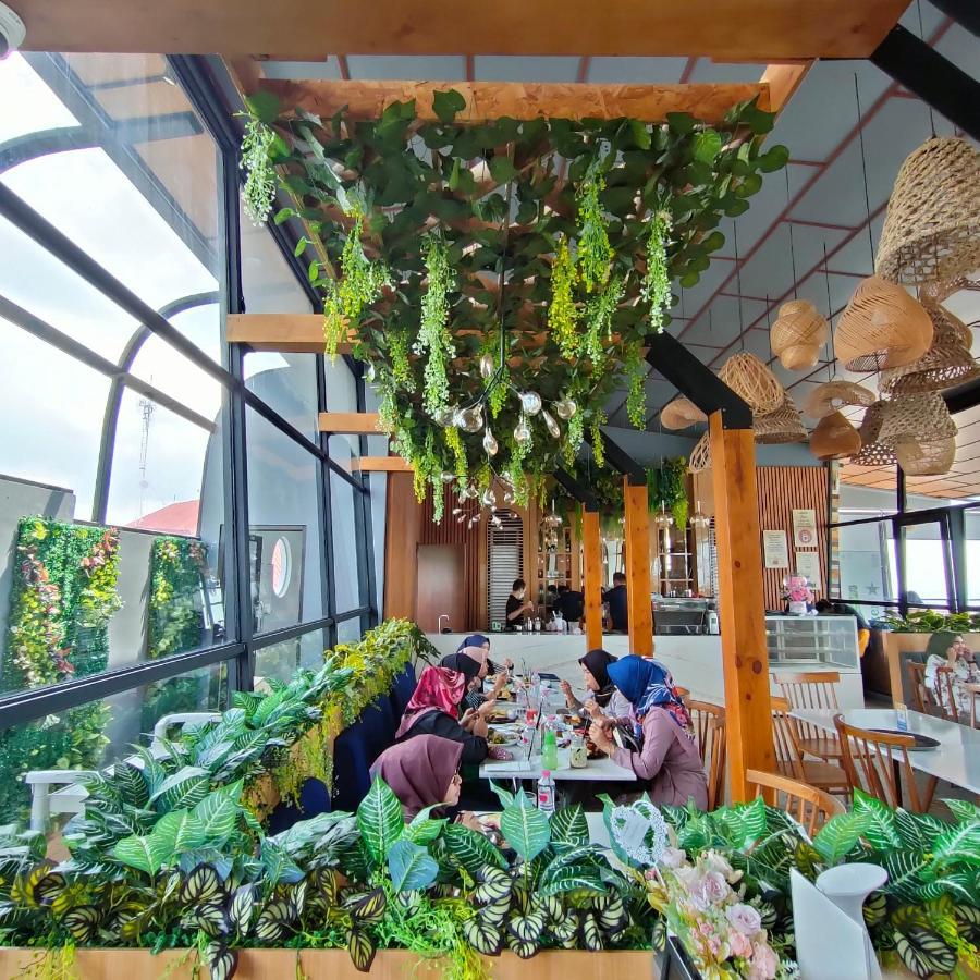 Kala Hotel Semarang Jomblang Exterior foto